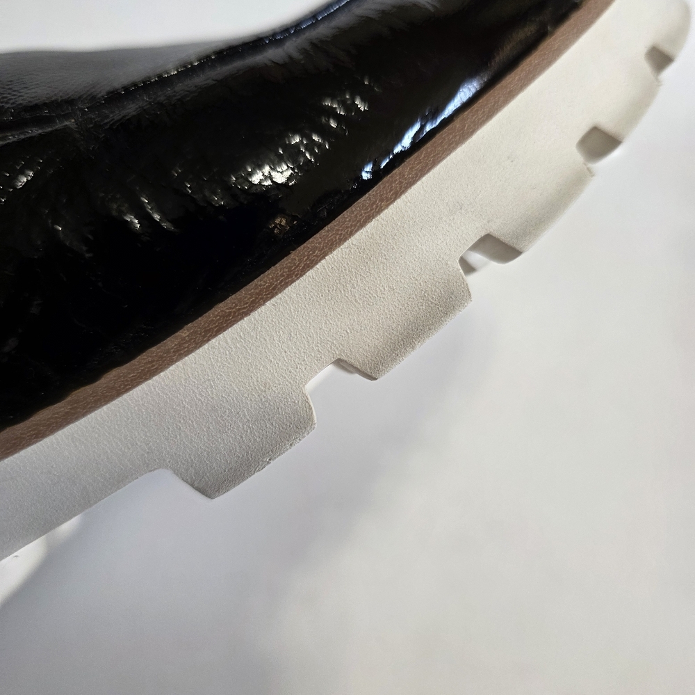 Vionic Kensley Black Patent Leather Loafers Sz 6 - Picture 6 of 8